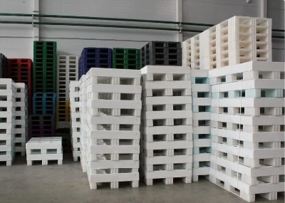 A lightweight, concrete-forming support panel for construction A lightweight, concrete-forming support panel for construction